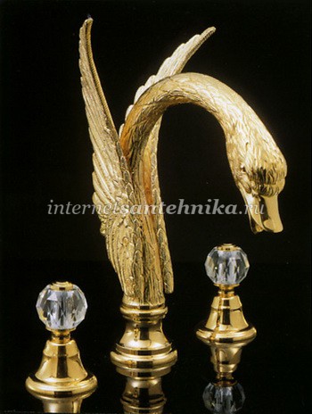3М Cigno Смеситель в форме лебедя с золотым покрытием (для раковины) ― магазин ИнтернетСантехника